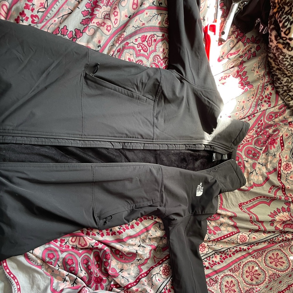 North Face Jacket Never Worn! Brand new!